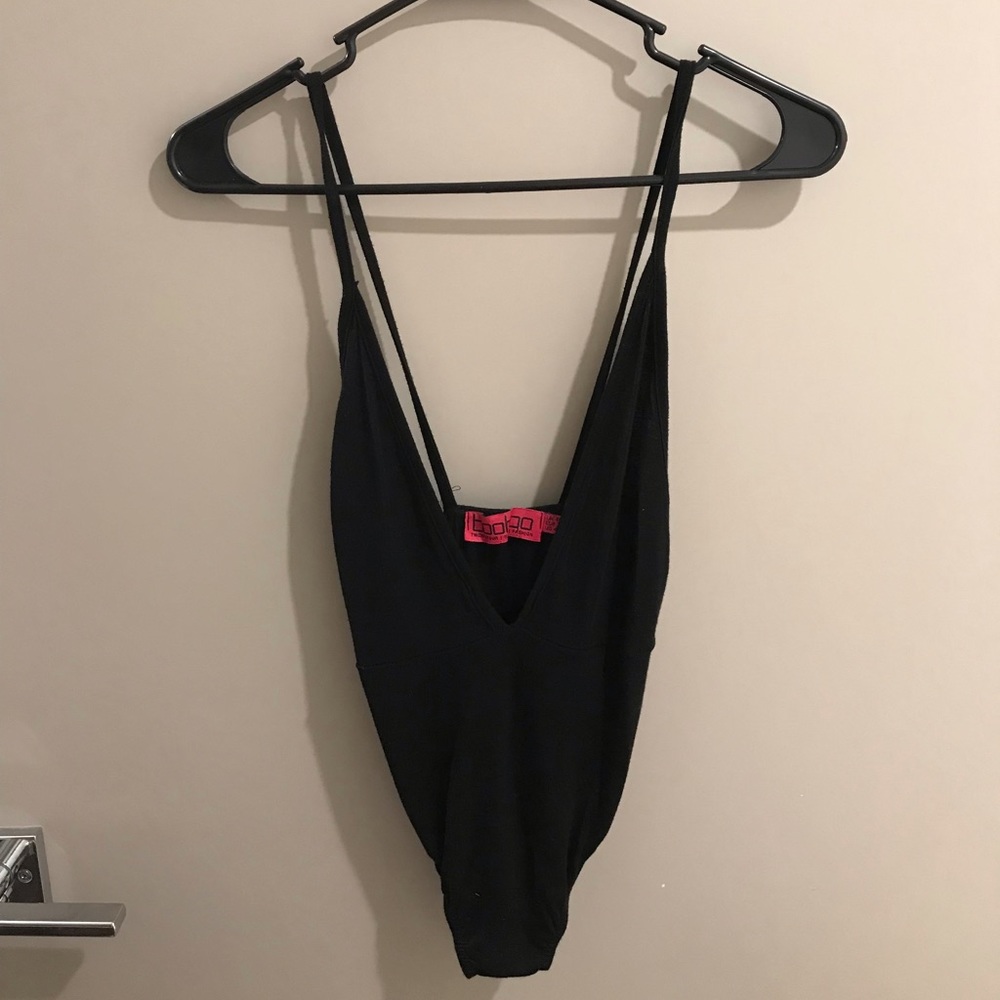 Boohoo Black Deep V Body Suit